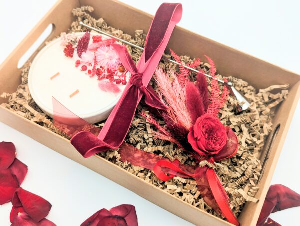coffret cadeau saint valentin, cadeau saint valentin, bougie fleurs séchées, bougie parfumée, bougie saint valentin, fleurs séchées