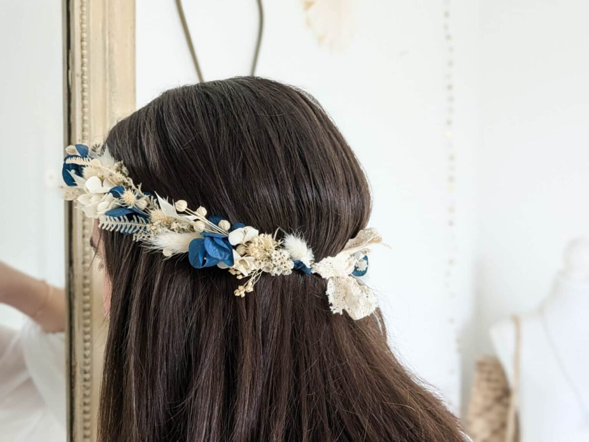 Couronne de Mariage en Fleurs Séchées Ton Bleu Bourrache – Image 3