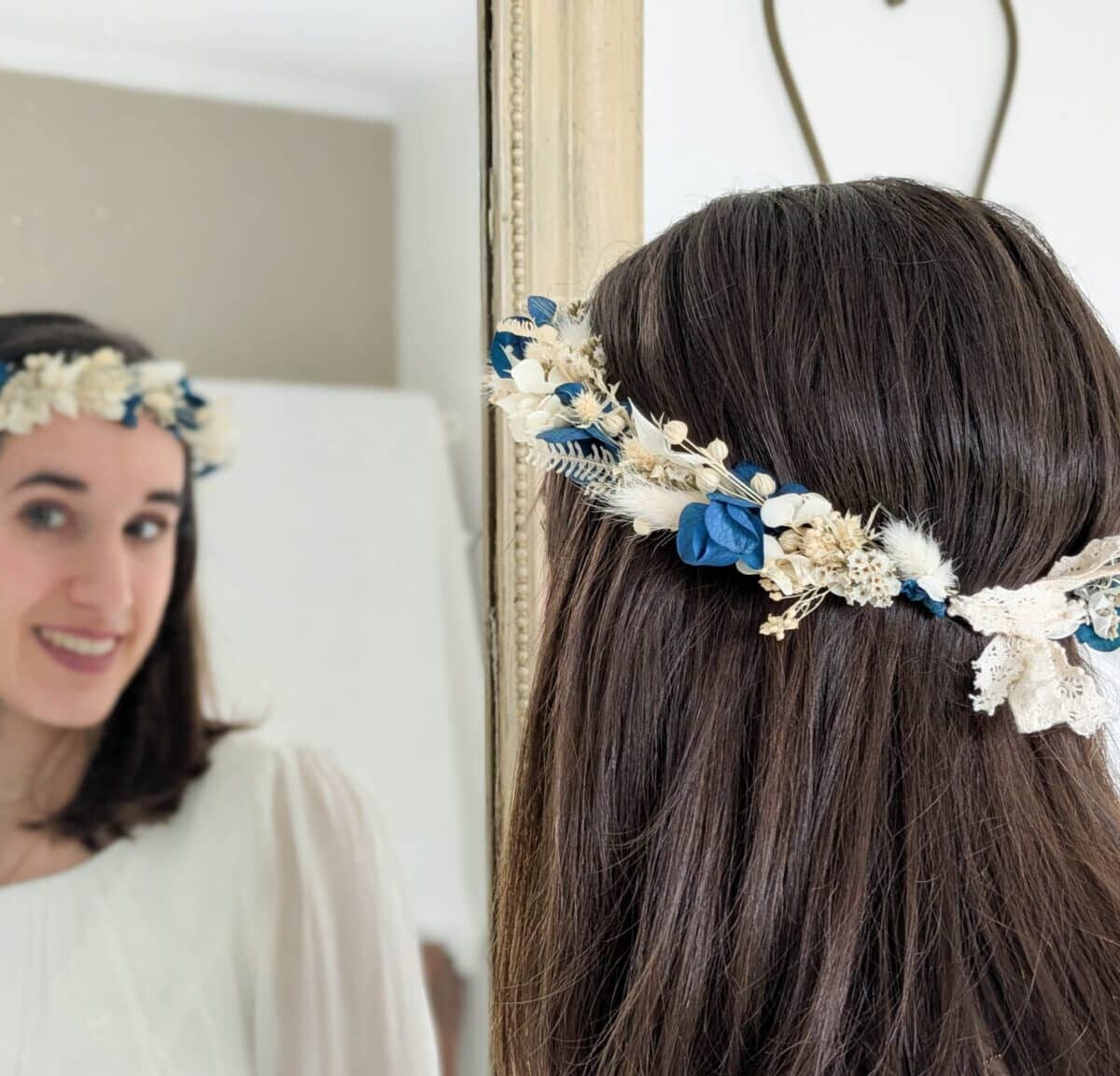 Couronne mariage en fleurs séchées couleur bleu bourrache