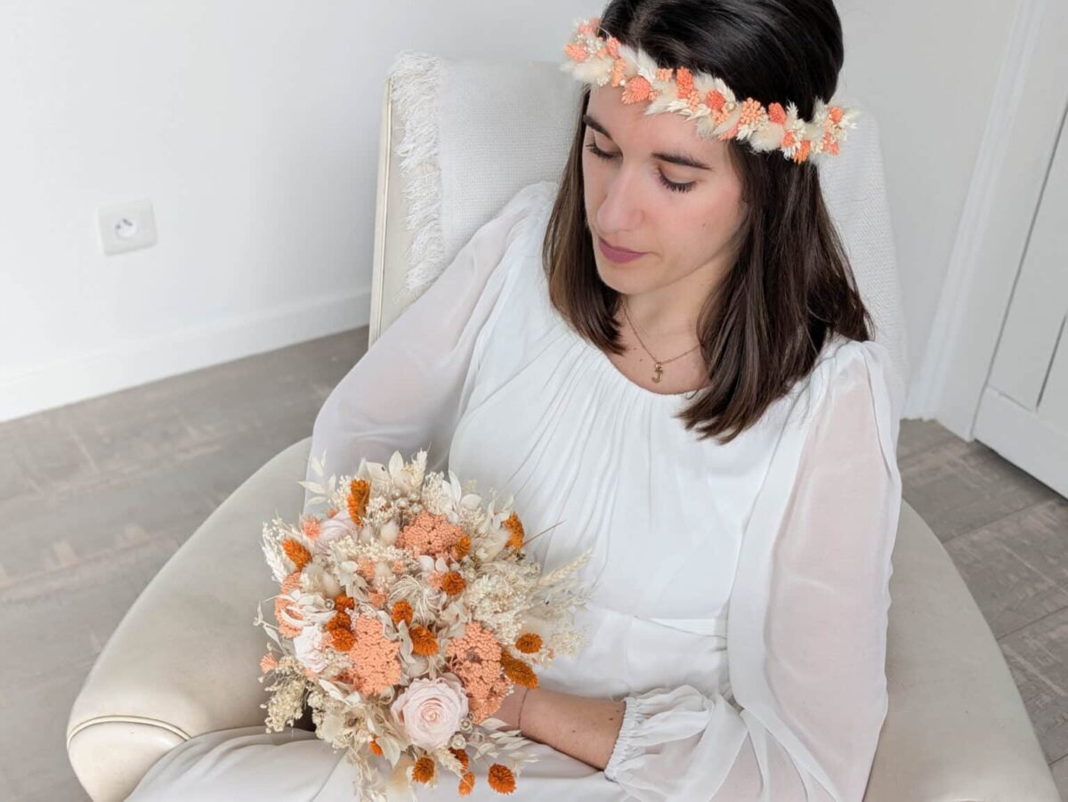 Couronne de Mariage en Fleurs Séchées Ton Sauvage – Image 4