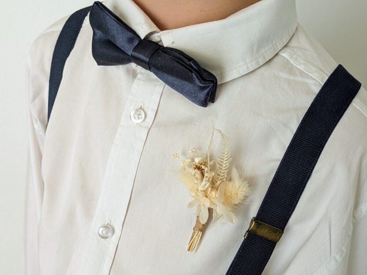 Boutonnières Mariage en Fleurs Séchées Ton Blanc Pâquerette – Image 5